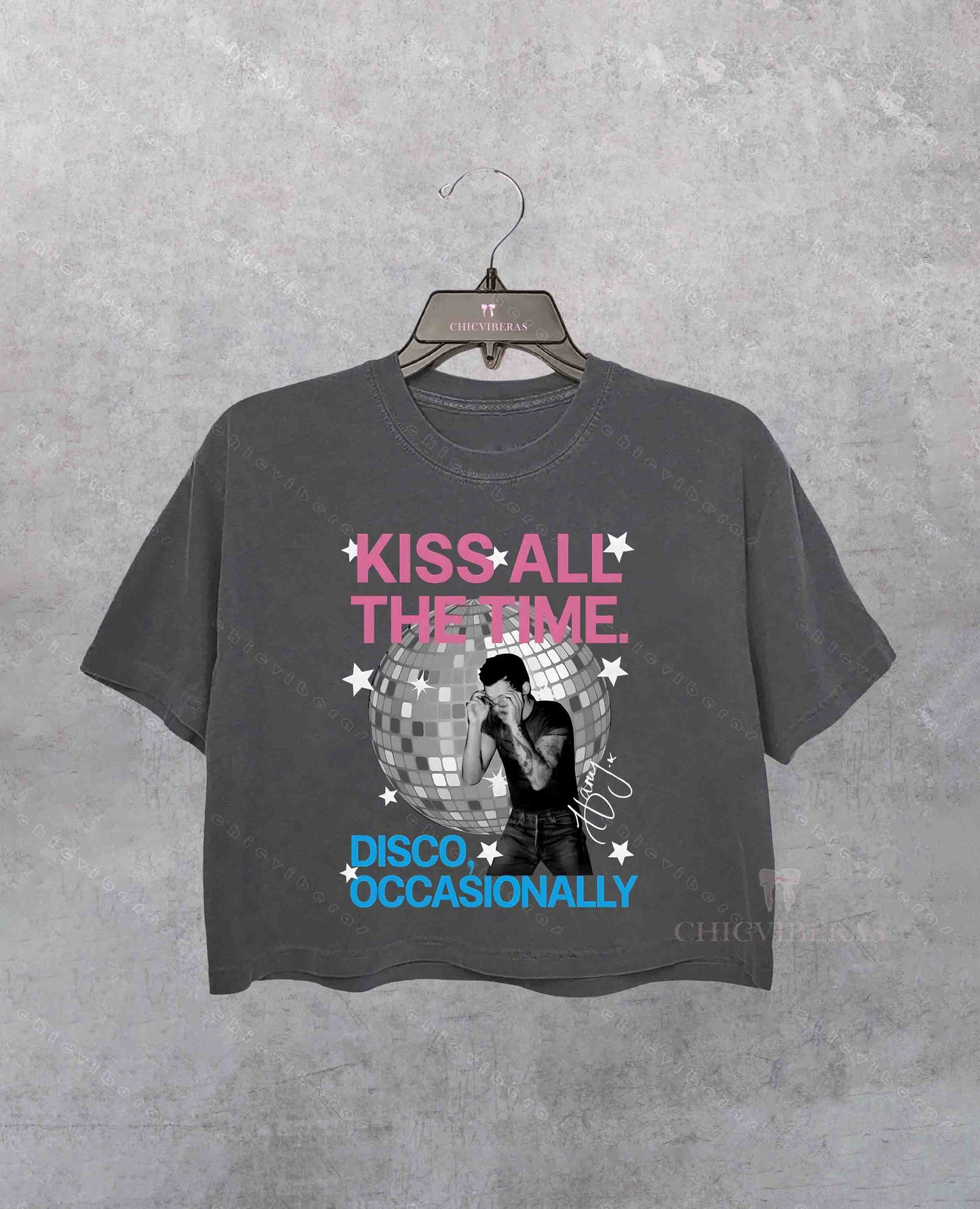HS4 Kiss All The Time Crop Shirt