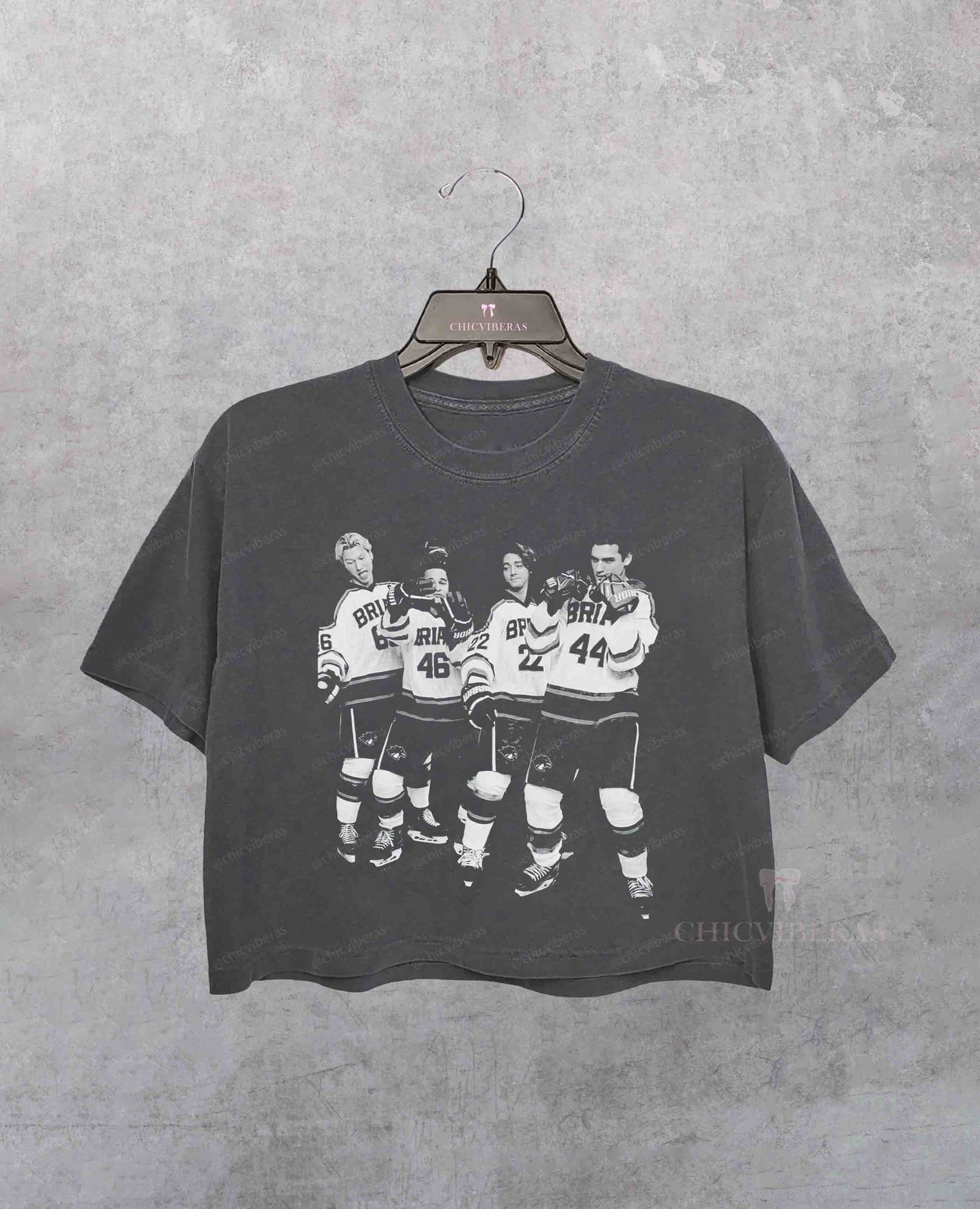Briar Hockey Off-Campus Crop Shirt