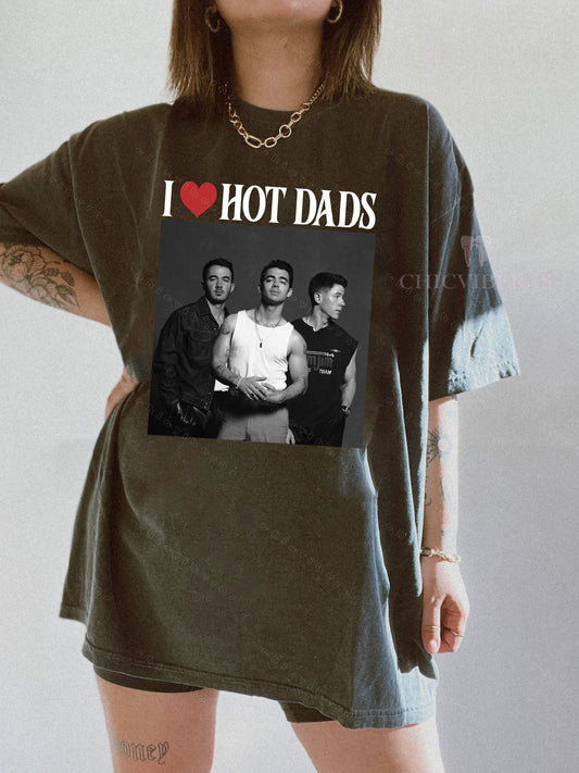 I Love Hot Dads Jonas Brothers Tee
