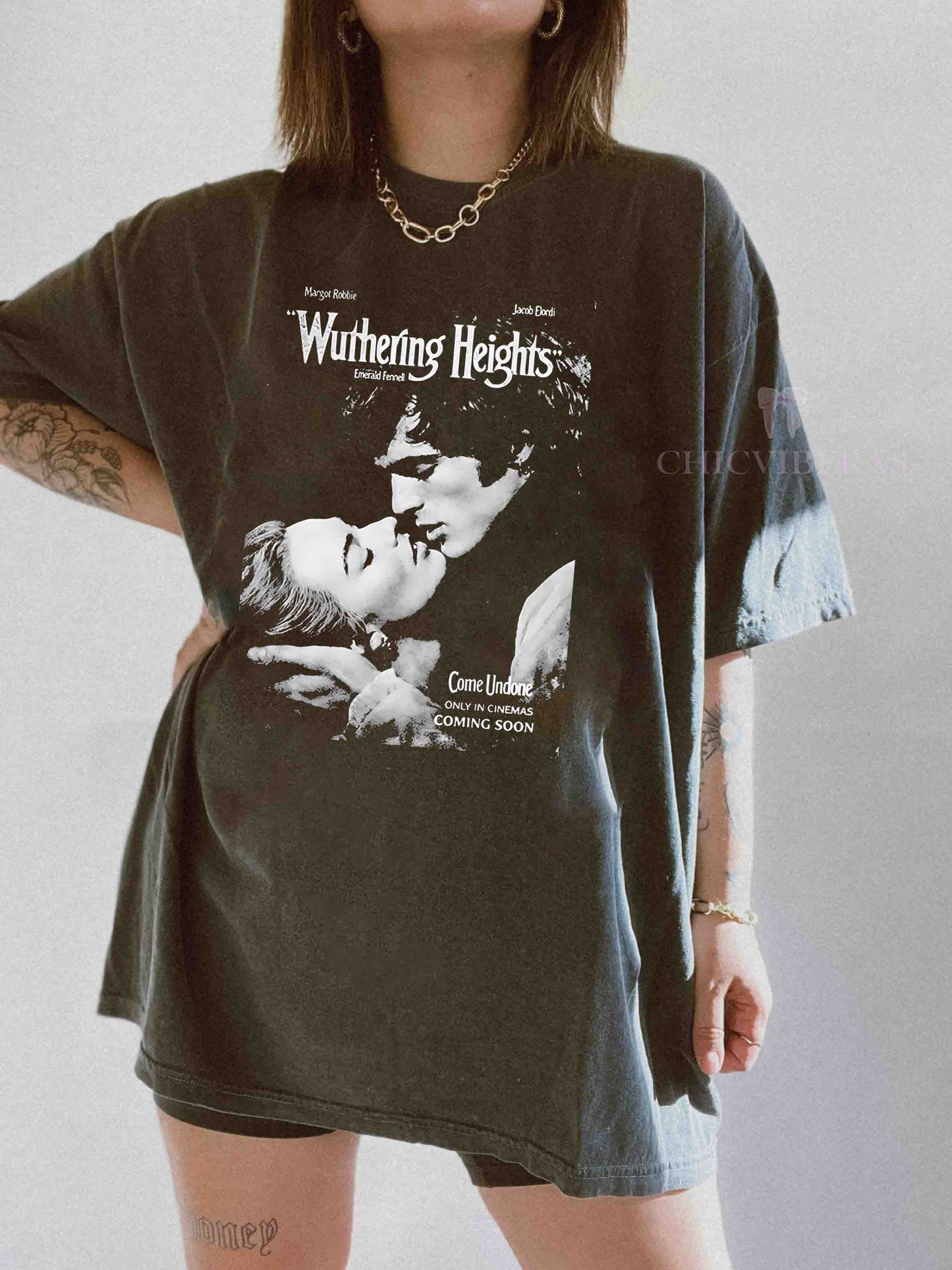 Wuthering Heights Emily Brontë Gothic Romance Tee