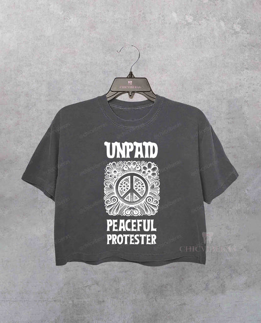 Unpaid Peaceful Crop Shirt