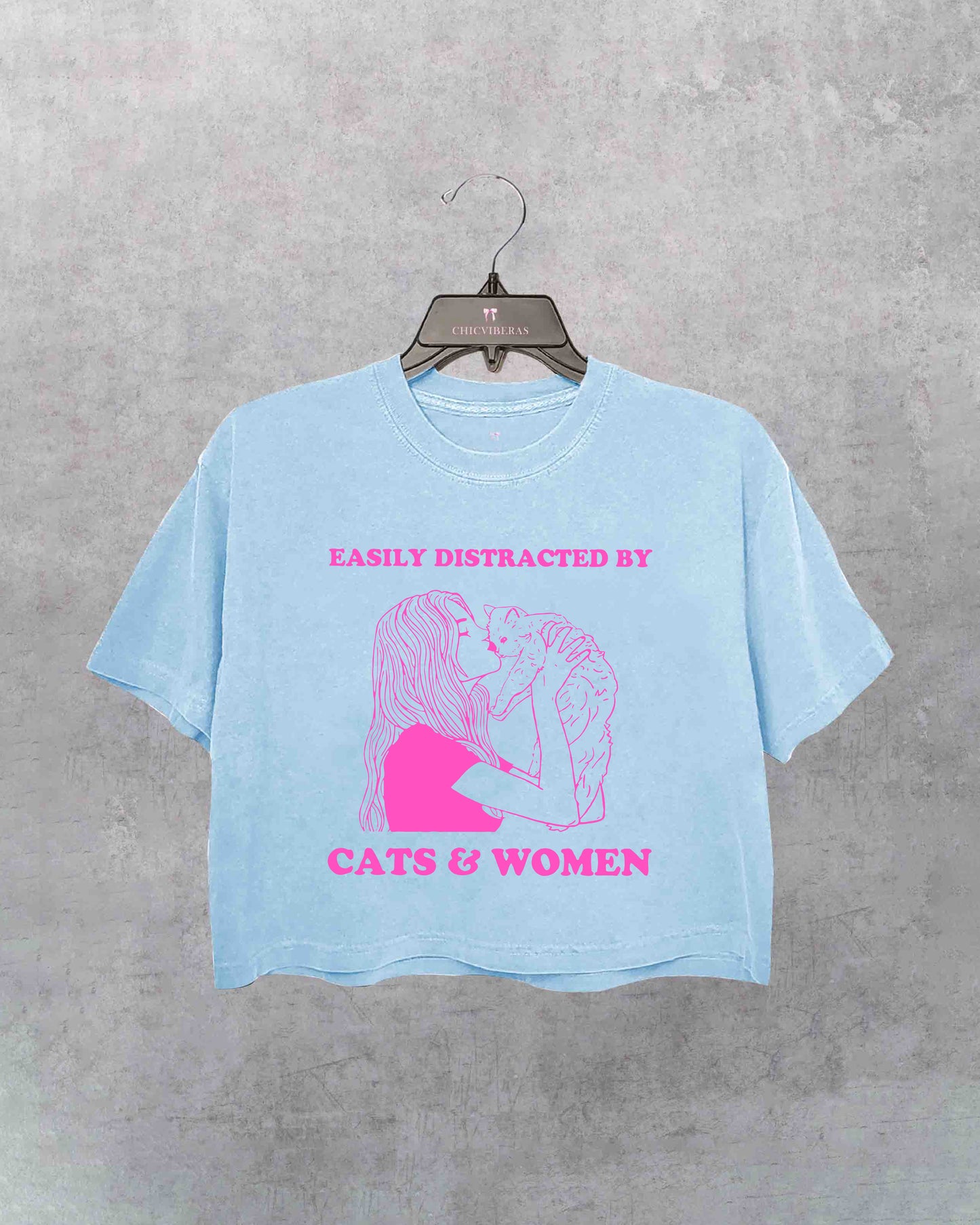 Easily Distracted By Cats And Women Crop Shirt