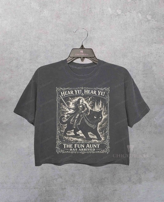 Fun Aunt Knight Riding Black Cat Crop Shirt