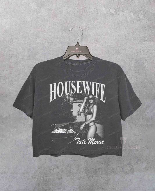 Tate McRae Housewife Crop Shirt