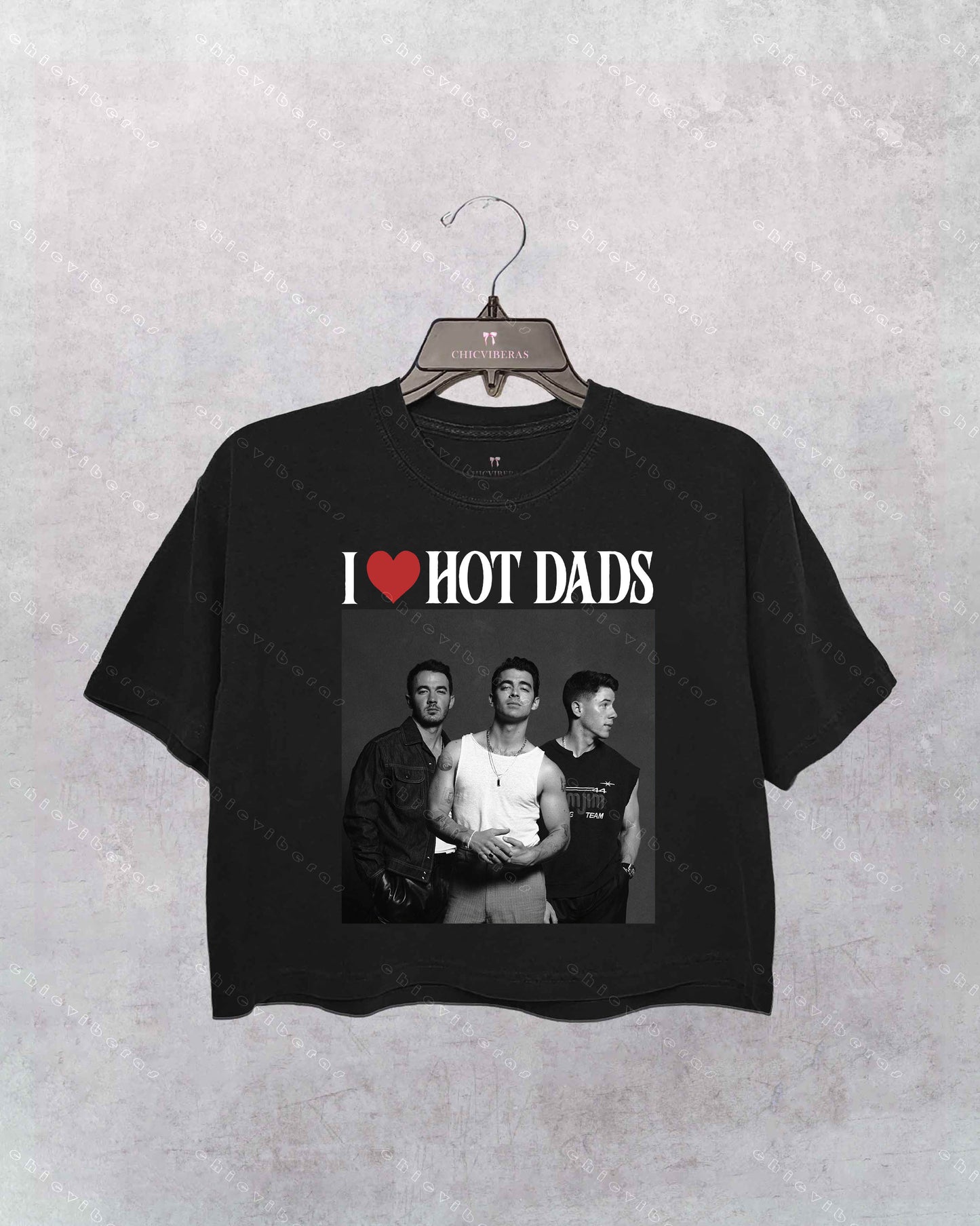 I Love Hot Dads Jonas Brothers Crop Shirt