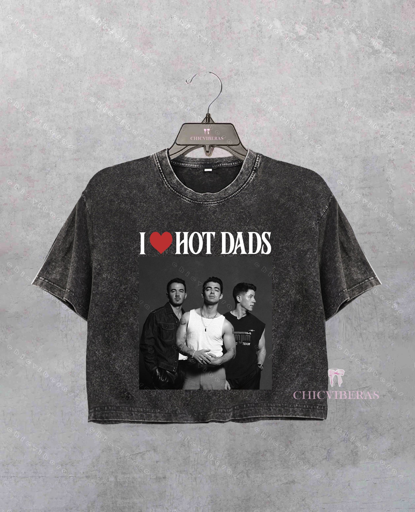 I Love Hot Dads Jonas Brothers Crop Shirt